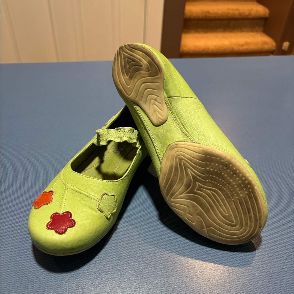 Point Zero Green Flats with Colorful Flower Accents - Picture 2 of 2